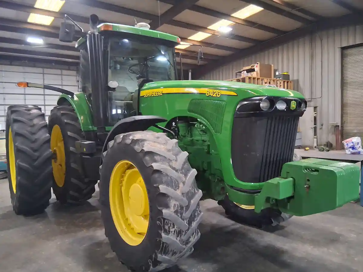 Tractor John Deere 8420